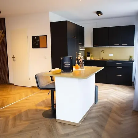 Stilvolle Stadtwohnung Duisburgo